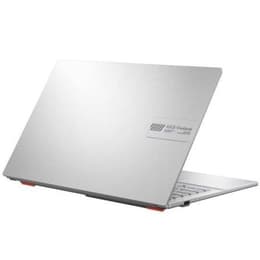 Asus VivoBook Go 15 E1504GA-NJ546W 15-tum (2022) - Core i3-N305 - 8GB - SSD 512 GB QWERTY - Spansk