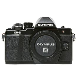 E-M10 Mark II - Svart + Olympus M.Zuiko Digital ED 40-150mm f/4-5.6 R + M.Zuiko Digital 14-42mm f/3.5-5.6 II R f/4-5.6 + f/3.5-5.6