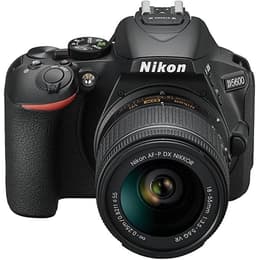 Reflex D5600 - Svart + Nikon AF-P DX Nikkor 18-55mm f/3.5-5.6 G VR + AF-P DX 70-300mm f/4.5-6.3 G ED VR f/3.5-5.6 + f/4.5-6.3