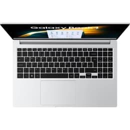 Samsung Galaxy Book 4 15-tum (2024) - Core i3 - Gen 13 (U) - 8GB - SSD 256 GB QWERTY - Svensk