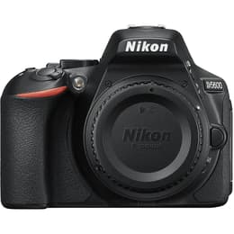 Reflex D5600 - Svart + Nikon AF-S DX Nikkor 18-140mm f/3.5-5.6G ED VR f/3.5-5.6