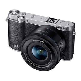 NX3000 - Svart + Samsung Lens Power Zoom ED OIS i-Function 16-50 mm f/3.5-5.6 f/3.5-5.6
