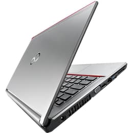 Fujitsu LifeBook E736 13-tum (2015) - Core i3-6100U - 8GB - SSD 256 GB QWERTZ - Tysk