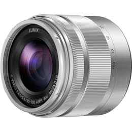 Lumix DMC-GF7 - Silver/Svart + Panasonic Lumix G Vario 12-32 mm f/3.5-5.6 + 35-100 mm f/4-5.6 f/3.5-5.6 + f/4-5.6