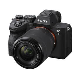Sony Alpha7 IV - Svart + Sony FE 28-70mm f/3.5-5.6 OSS