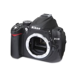 Reflex D5000 - Svart + Nikon Nikkor AF-S 18-135mm f/3.5-5.6G IF-ED DX f/3.5-5.6