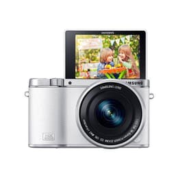 NX3000 - Vit + Samsung NX 16-50mm f/3.5-5.6 Power Zoom ED OIS + 50-200mm f/4.0-5.6 ED OIS III f/3.5-5.6 + f/4-5.6