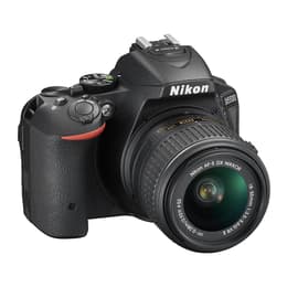 Reflex D5500 - Svart + Nikon AF-S DX Nikkor 18-55mm f/3.5-5.6G VR II f/3.5-5.6