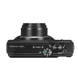 Kompakt Coolpix S8200 - Svart + Nikon Nikkor 14x Wide Optical Zoom ED VR 4,5-63,0mm f/3,3-5,9 f/3,3-5,9