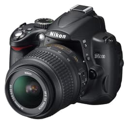Nikon D5000 - Svart + Nikon AF-S DX Nikkor 18-55mm f/3.5-5.6G VR