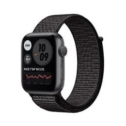 Apple Watch (Series 6) 2020 GPS + Mobilnät 44 - Aluminium Grå utrymme - Nike Sport loop Svart
